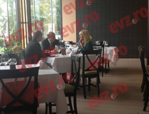 Traian Băsescu, Elena Udrea şi Emil Boc, întâlnire pentru consolidarea Dreptei